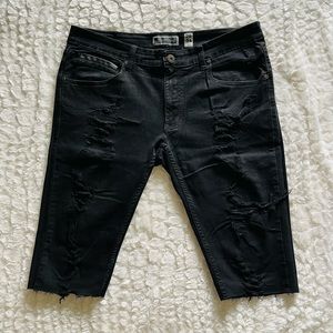 I.N.C International Menswear black Pre-Owned jeans cut into Bermuda shorts (W36)